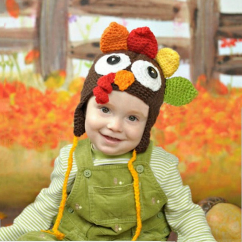 Thanksgiving Hand-Woven Turkey Hat: A Holiday Essential